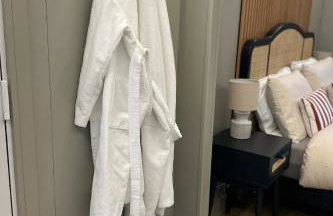 Rural Romantic Cabin-Hot Tub & Outdoor Kitchen - Foto 15