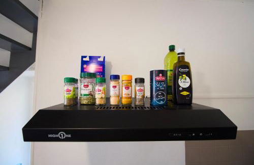 Petit Duplex Lumineux, hyper centre à 2 pas du port, Intendance Luxury Host - Foto 30