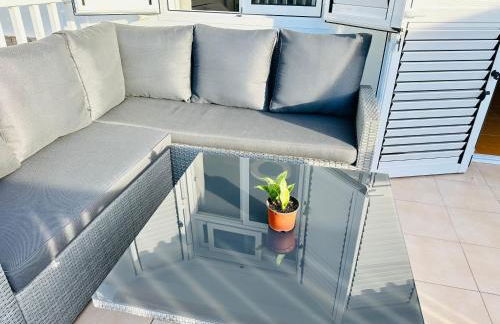 AMADORES BEACH VIEW APARTMENT - Photo 27