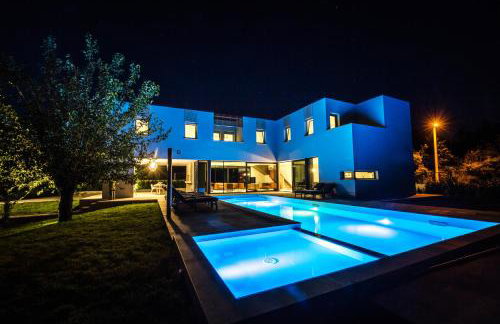 Luxury Villa Lucella, big pool, spa, tennis, gym, volleyball - Foto 11