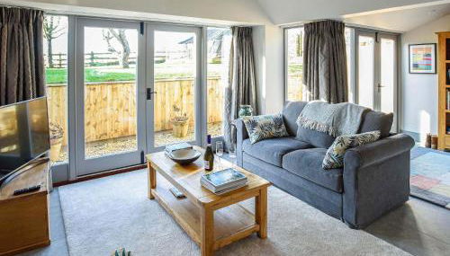 Wicket View - Photo 2