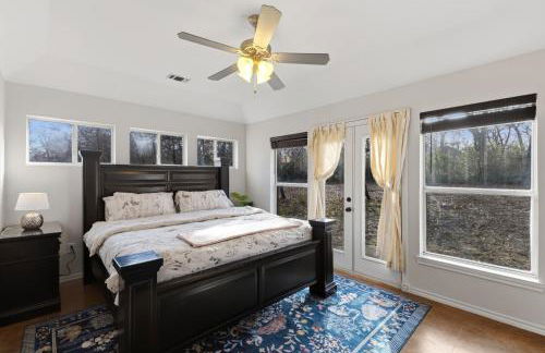 Oakwood Oasis- 1,4 Acres of Tranquility home - Foto 16