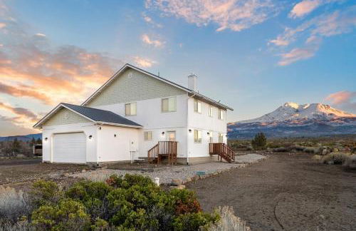 Luxury Shasta Vista Retreat & Basecamp - Sauna & Jacuzzi - Foto 20