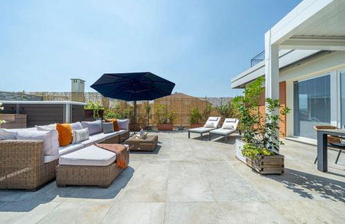 [Via Indipendenza] – Attico di lusso con Piscina - Photo 6