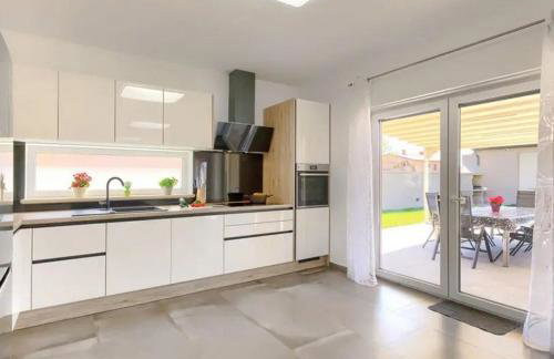 Villa Edi-heated pool & e-bike - Foto 11