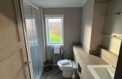 Blue Bell Lodge with Hot Tub Malton - Foto 13