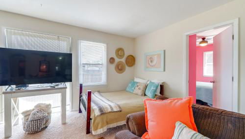 Surf City Spring Escape with Fire Pit - Foto 5