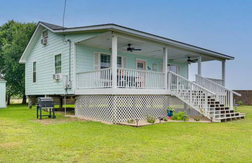 Fish and Boat Home with Spacious Yard in Seadrift - Foto 26