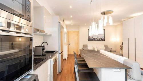 Modern Apartment in Lloret - 200 Steps from the Sea! - Foto 4, stove, dishwasher