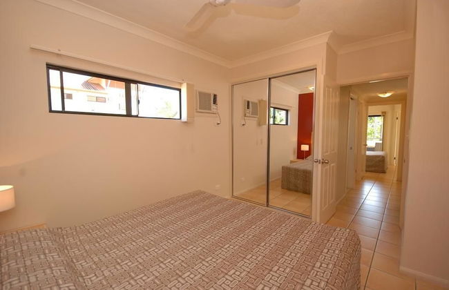 City Plaza Apartments - Foto 8