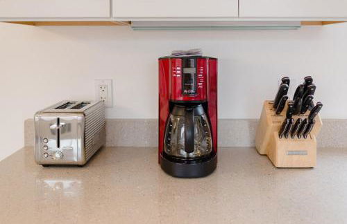 Charming Sonoma Cottage 2BD and 2BA Close to Plaza - Foto 33