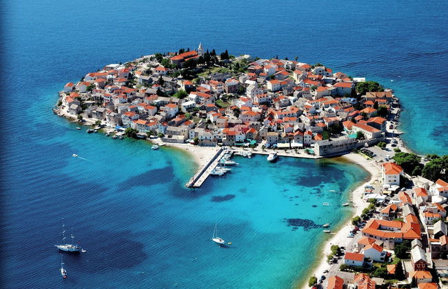 This Pleasant Holiday Home is an Ideal Starting Point to Explore Dalmatia - Foto 31