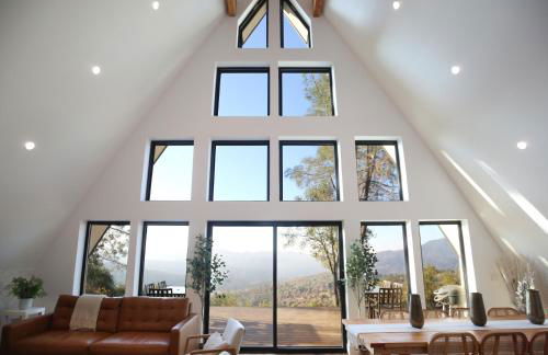 High End A-Frame - Hot Tub - Awesome Views - Yosemite - Electric Vehicle Friendly - Sleeps 10 - Foto 12
