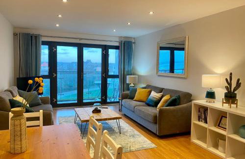 Amazing 2-bedroom apartment with lovely sea views - Foto 3