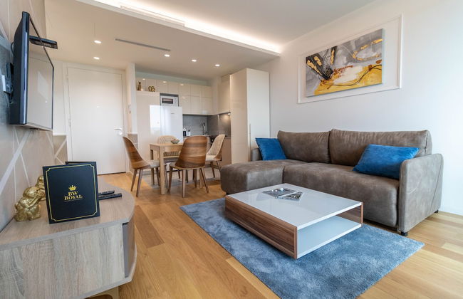 Apartments Royal - Sakura Park - Photo 1