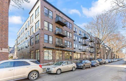 Cozy 2BR Retreat near Downtown - Foto 30