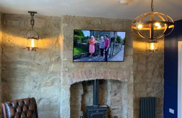 The Rockpool - private hot tub and sea views - Photo 15