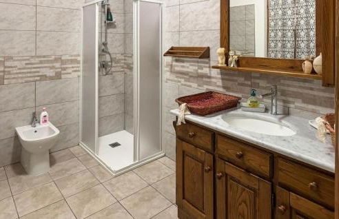 Amazing Apartment In San Vito-Cerreto - Foto 25