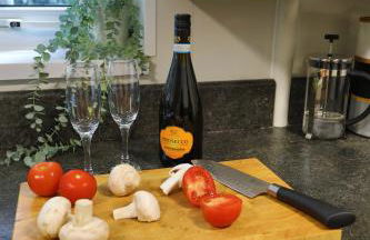 Coastal Cottage, Private Hot Tub & Sauna Sleeps 2-8 with Views - Foto 8