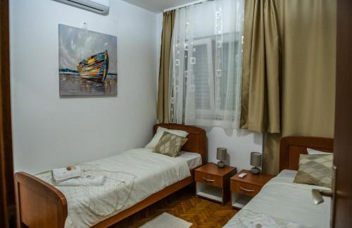 Apartment Pebbles - With Jacuzzi - Photo 29