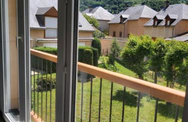 Appartement 2 personnes, superbe vue montagne, exposé sud, Résidence très calme, parking - Foto 10