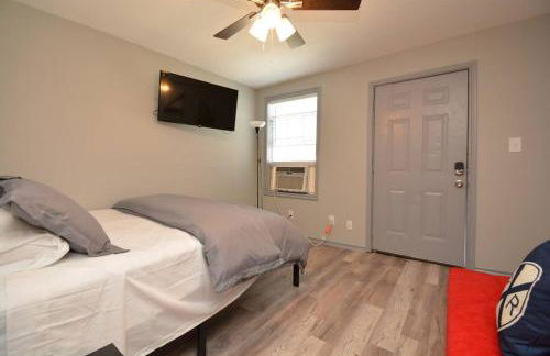 SuperValue Suite #5 @ East End Revitalized - Foto 12