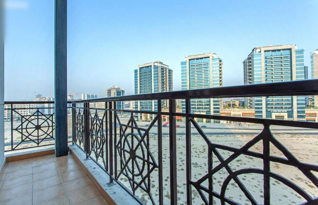 Elegant Apt In Al Barsha South - Photo 11
