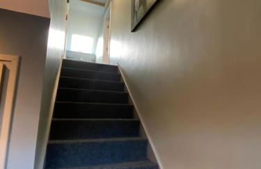 stylish and modern Spacious 2 bedroom apartment - Photo 17