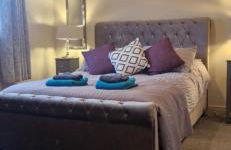 Stunning Fir Tree Corner 3 bedroom detached Executive house ideal wedding guest family home with free drive way CCTV parking for 2 vehicles or LWB Van M5 1 mile away dogs welcome by prior arrangement - Foto 20