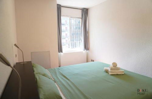 Chamartin Centro Norte Apartment - Photo 12