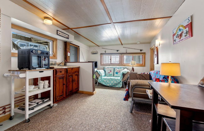 Beachfront Pet Friendly Sleeps 15 Bbq! - Photo 25