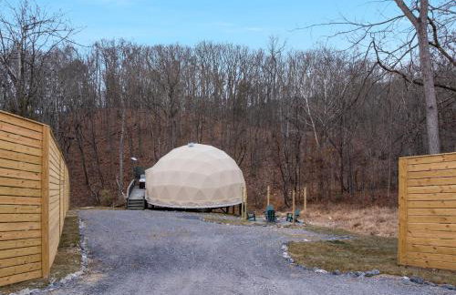 Sky Dome - Romantic Stay, Hot Tub, Wi-Fi, AC & Heat - Photo 40