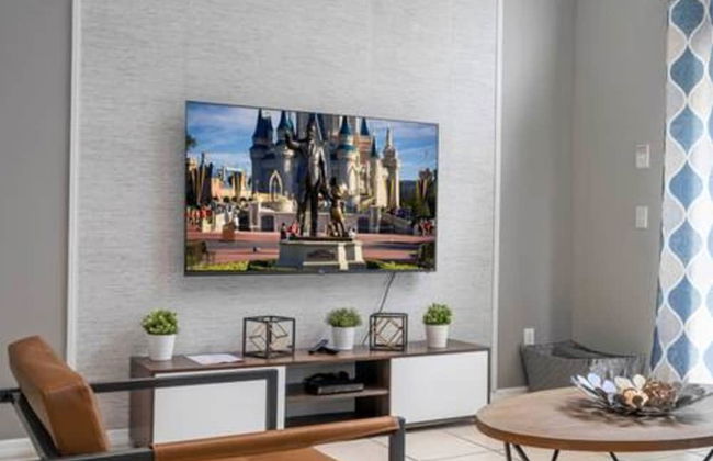 Amazing 5 BR w Game Room Minutes From Disney - Foto 27