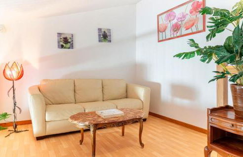 Awesome Home In La Faute Sur Mer - Photo 6