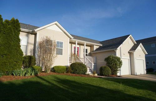 Riverside Home Near Beaches, Pier, downtown - Photo 51