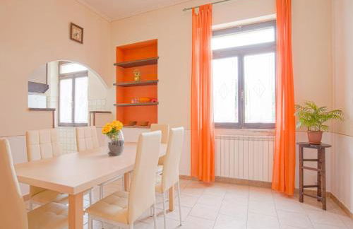 Villa in Italy With Private Garden Retreat - Foto 5