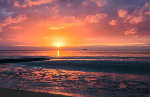 Duhnentraum Bestlage ,Meerblick Balkon, Parkplatz, Aufzug, Wlan, Bettwäsche,Handtücher,Netflix uvm - Foto 24