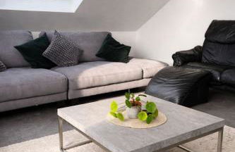 Lichtdurchflutete Wohnung zwischen Würzburg & dem Taubertal - Foto 1