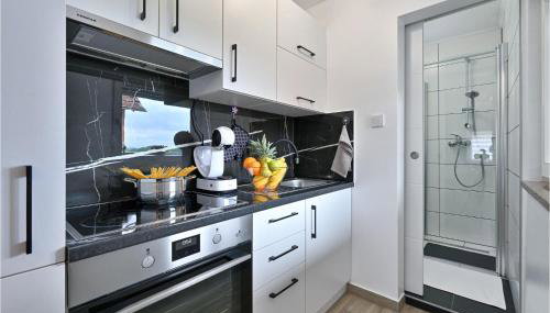 Stunning Home In Veliko Trgovisce - Foto 5