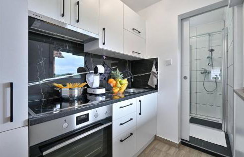 Stunning Home In Veliko Trgovisce - Foto 5