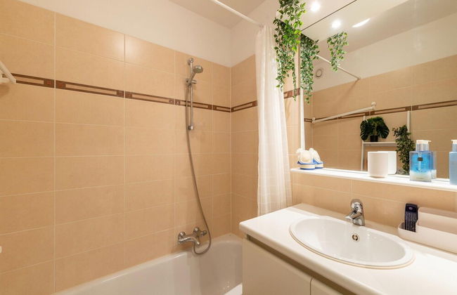 Charming Waterside Getaway - Foto 21