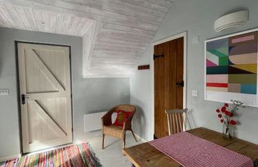 Bright, airy Annex in village with stunning views - Foto 7