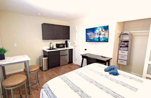 Downtown SJ Spanish Bungalows, 2BR Home, Studios and Private Rooms - Foto 29
