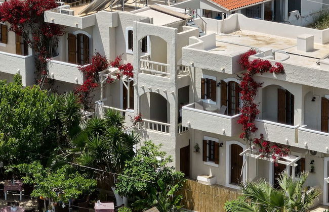 Mila Malia Studios Hotel - Foto 1