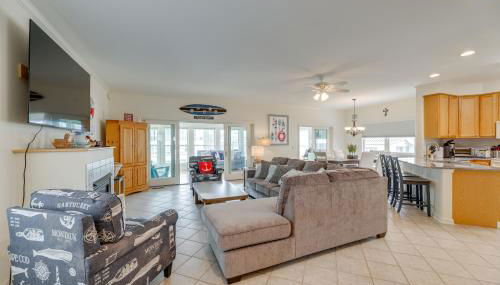 Waterfront Gem with Dock 3 Mi to Fenwick Island Fun - Foto 3