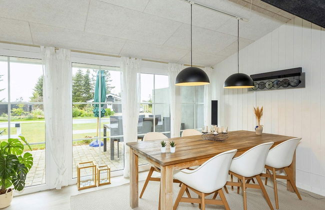 6 Person Holiday Home in Farso - Photo 15