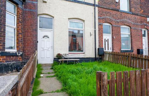 Relax in Comfort 3BR Home for 6 with Full Kitchen, Lounge, Large Bath - Foto 28