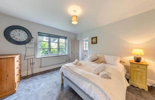 Luxury Country Escape with Hot Tub perfect for Friends and Families - Photo 15