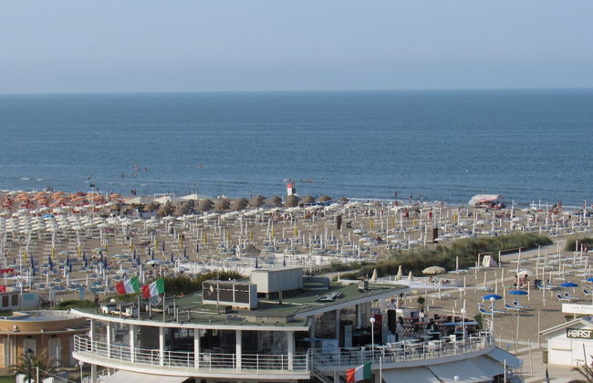 Embassy Aparthotel - Foto 35