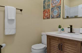 Red Brick Hideaway | JZ Vacation Rentals - Photo 68